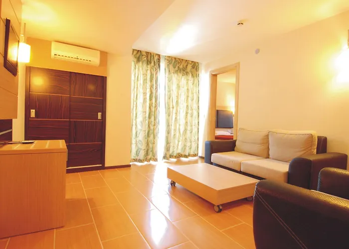 فندق Mersoy Exclusive (adults Only) إتْشميلير